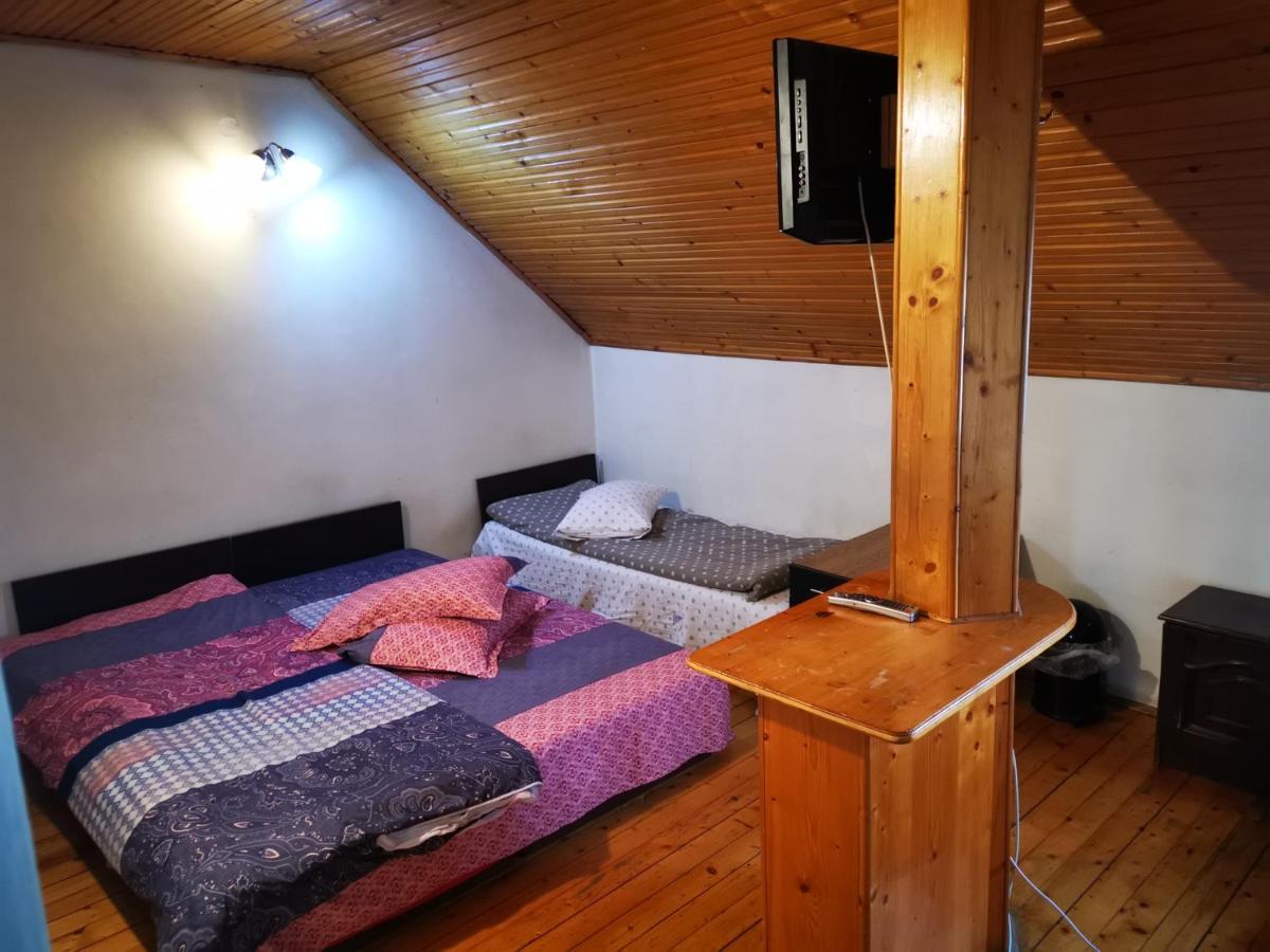 Enjoy Hostel Cluj-Napoca Exteriör bild